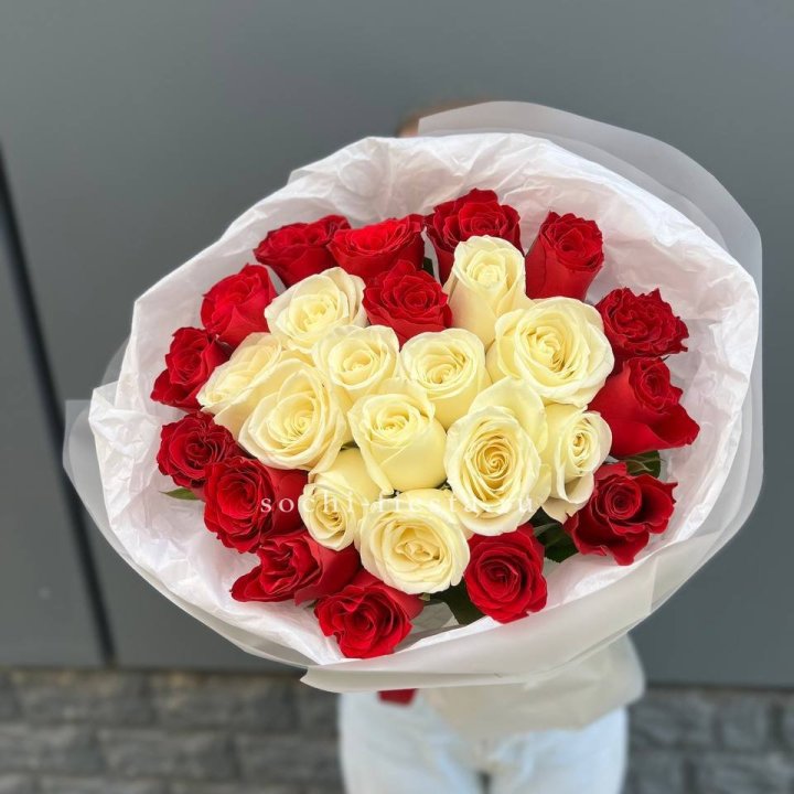 27 роз микс в Владимире