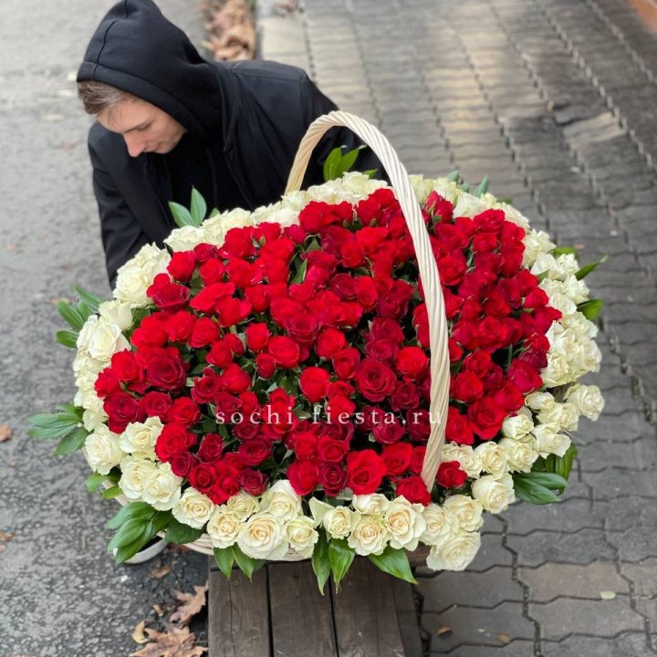 201  роза в корзине   в Владимире