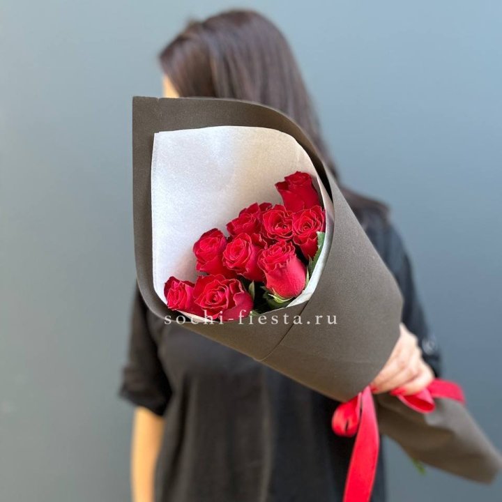 9 красных роз в фоамиране в Владимире