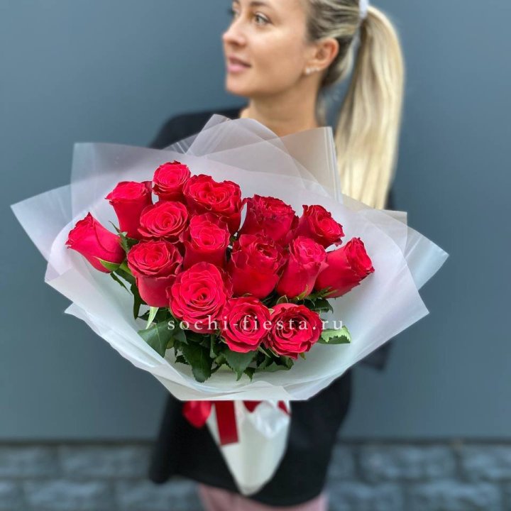 Букет из 15 красных роз  в Владимире