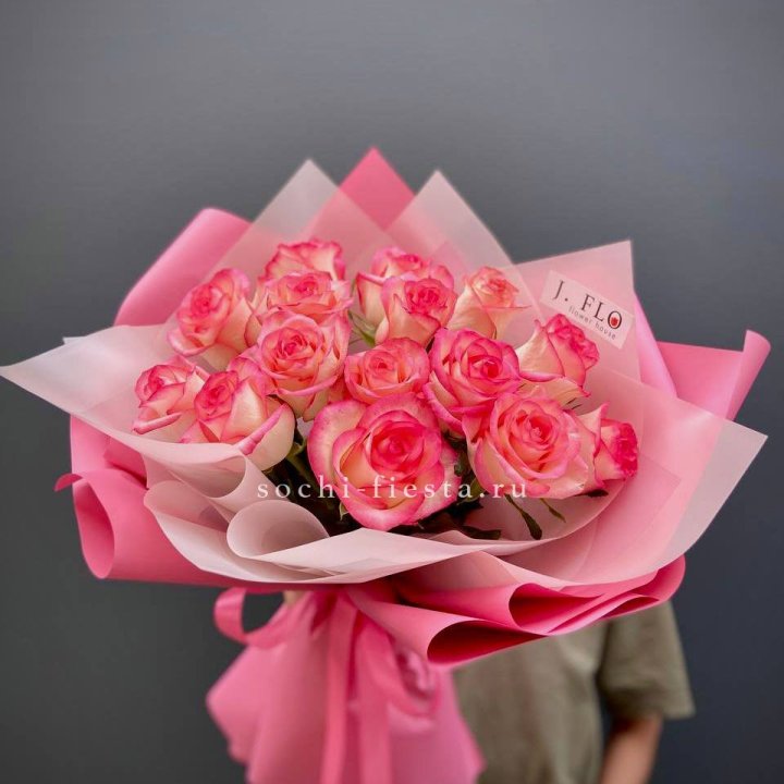 15 роз "Джумилия" в Владимире