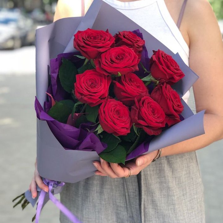 9  красных роз №1 в Владимире