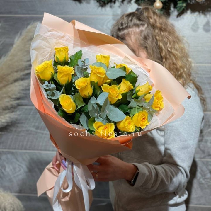 15 желтых роз в Владимире