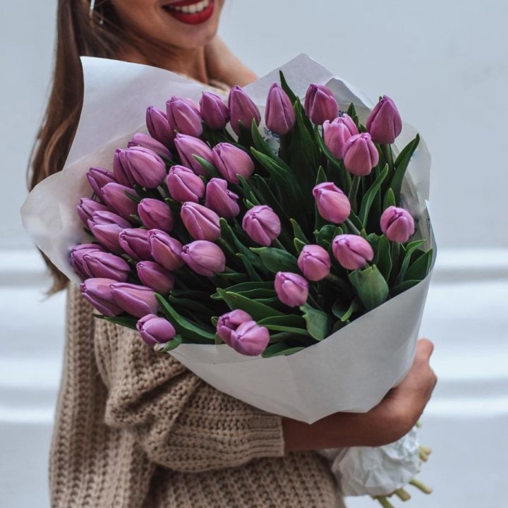 39 сиреневых тюльпанов в Владимире